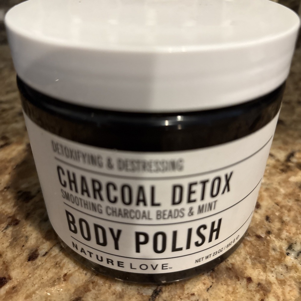 NEW NATURE LOVE DETOXIFYING & DESTRESSING CHARCOAL‎ DETOX BODY POLISH 23 oz
